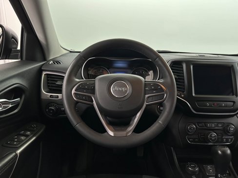 Certified 2022 Jeep Cherokee Latitude Lux image 9
