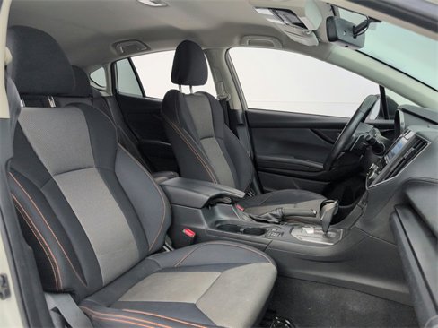 Used 2019 Subaru Crosstrek 2.0i Premium image 32