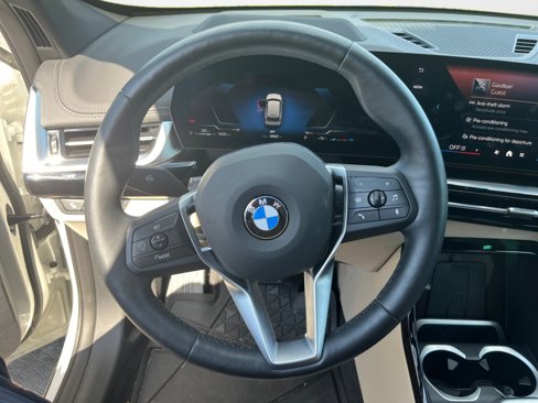 Certified 2025 BMW X1 xDrive28i w/ Technology Package image 10