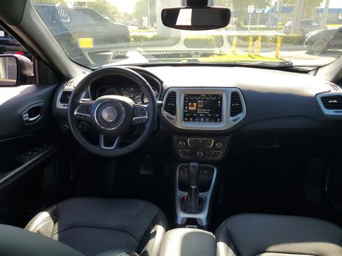 Used 2021 Jeep Compass Latitude image 34