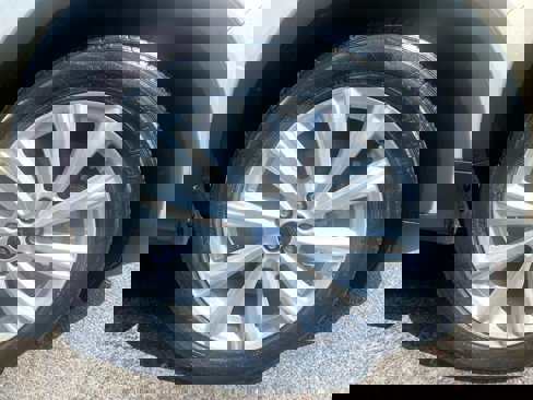 Used 2017 Ford Escape Titanium image 27