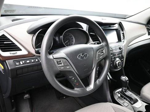 Used 2019 Hyundai Santa Fe XL SE image 14