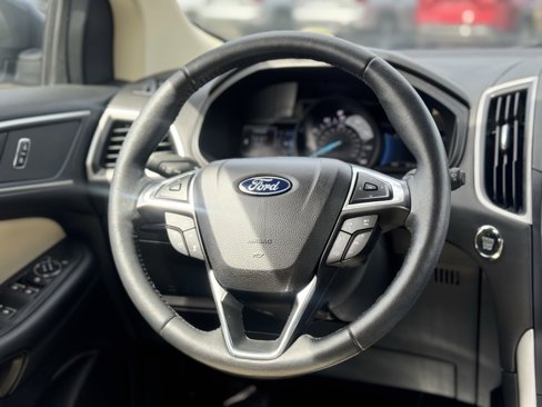 Used 2022 Ford Edge SEL w/ Convenience Package image 14