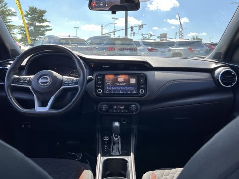 Used 2023 Nissan Kicks SR image 22