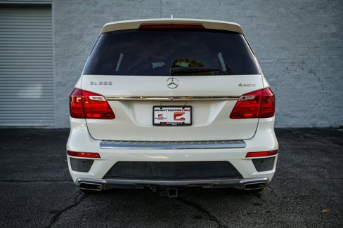 Used 2016 Mercedes-Benz GL 550 4MATIC image 13