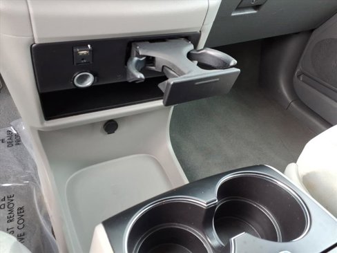 Certified 2019 Toyota Sienna LE image 20