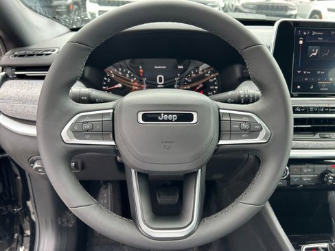 New 2025 Jeep Compass Latitude w/ Altitude Special Edition image 10