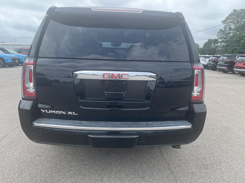Used 2018 GMC Yukon XL Denali w/ Open Road Package image 4