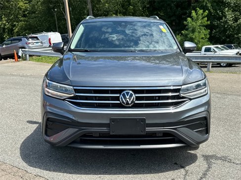 Used 2022 Volkswagen Tiguan SE image 6