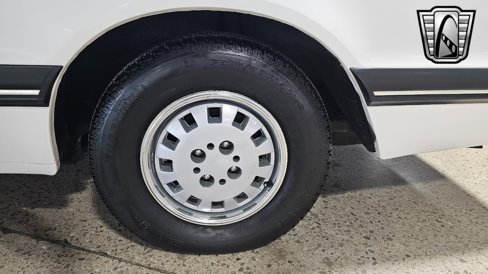 Used 1988 Ford Thunderbird image 7