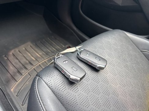 Certified 2021 Kia Seltos SX w/ SX Sunroof Package image 11