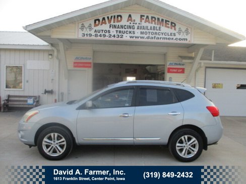 Used 2012 Nissan Rogue SV w/ Premium Pkg image 1