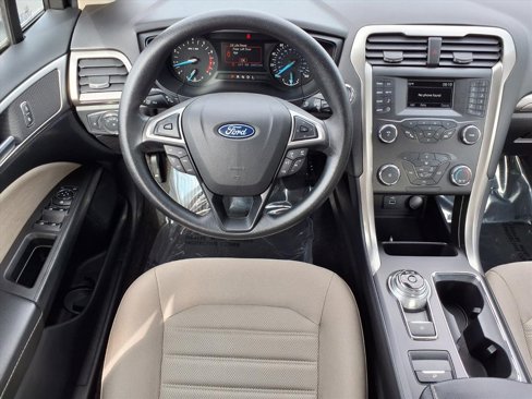 Used 2019 Ford Fusion S image 5