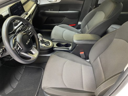 Used 2024 Kia Forte LXS image 18