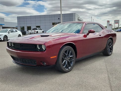 Used 2022 Dodge Challenger SXT w/ Blacktop Package image 5