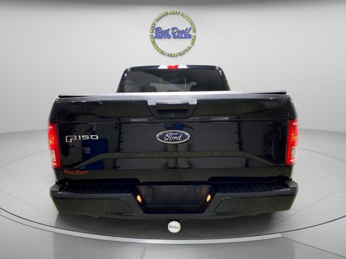 Used 2017 Ford F150 XLT w/ Equipment Group 302A Luxury image 3