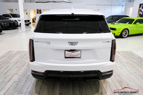 Used 2025 Cadillac Escalade IQ Sport 1 image 18