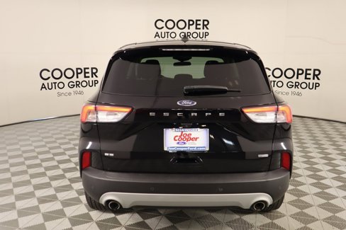 Used 2021 Ford Escape SE image 20
