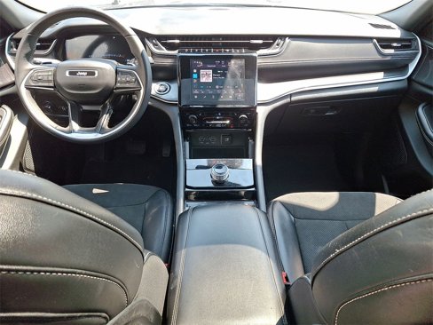 Used 2023 Jeep Grand Cherokee L Laredo image 10