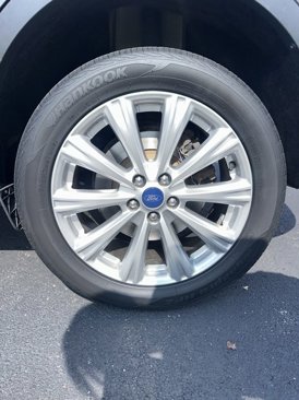 Used 2017 Ford Escape Titanium image 23