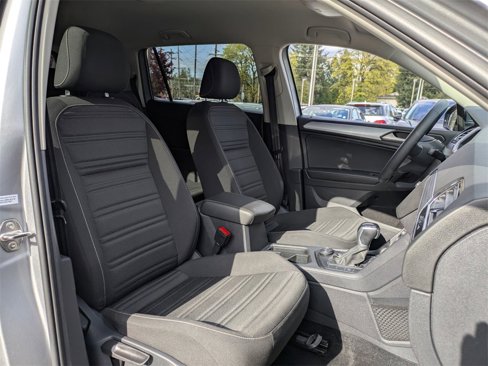 Used 2022 Volkswagen Tiguan S image 31