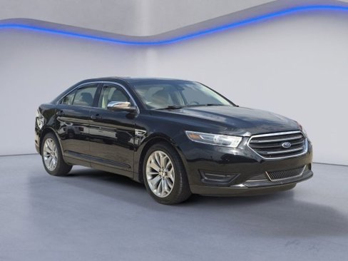 Used 2018 Ford Taurus Limited image 1
