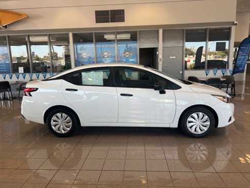 Used 2021 Nissan Versa S w/ Trunk Package image 29