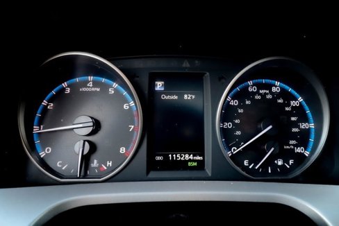 Used 2018 Toyota RAV4 XLE image 6