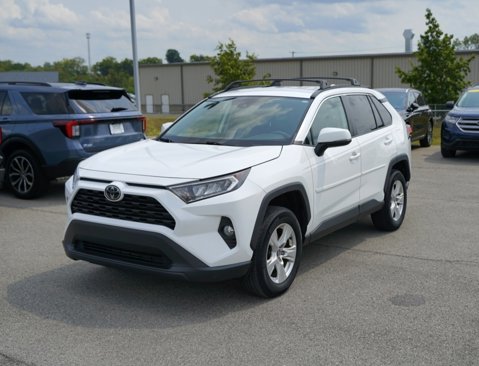 Used 2021 Toyota RAV4 XLE image 10