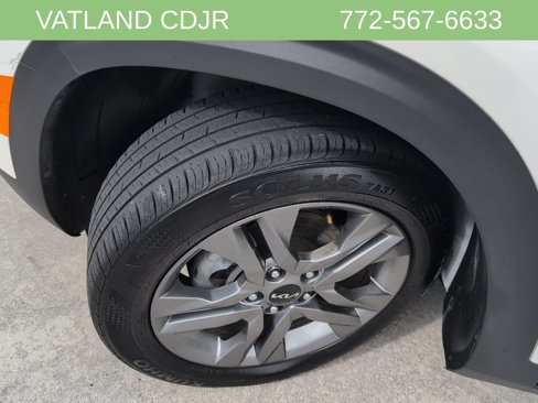 Used 2023 Kia Seltos S image 43