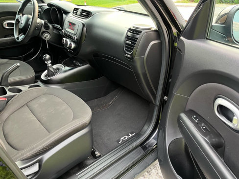 Used 2016 Kia Soul image 12