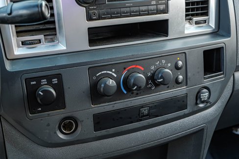 Used 2007 Dodge Ram 2500 Truck SLT image 20