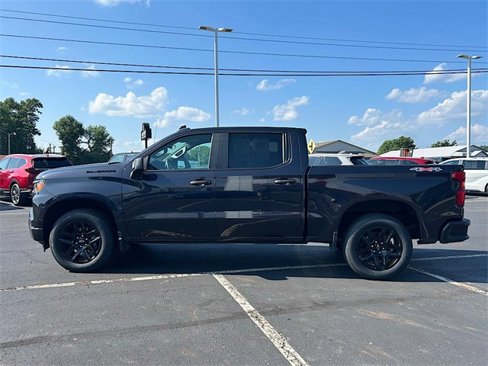 Used 2023 Chevrolet Silverado 1500 Custom w/ LPO, Dark Essentials Package image 11