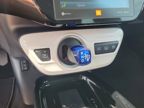 Used 2019 Toyota Prius Prime Advanced image 19
