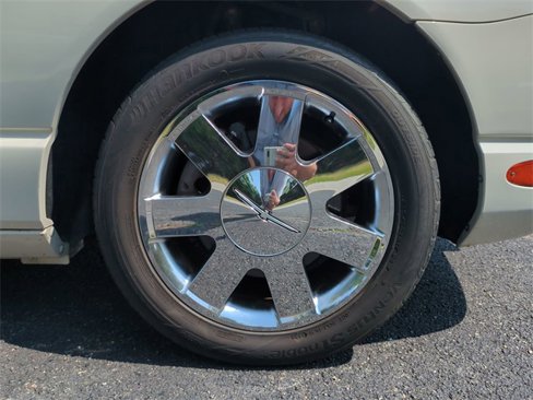 Used 2002 Ford Thunderbird image 11