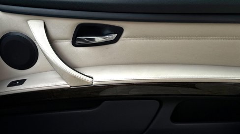 Used 2011 BMW 328i Convertible image 24
