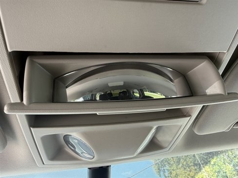 Used 2020 Dodge Grand Caravan SE w/ UConnect Hands-Free Group image 26
