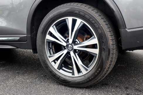 Used 2018 Nissan Rogue SL image 26