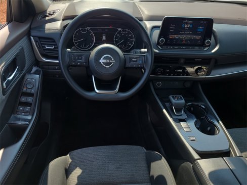 Used 2023 Nissan Rogue SV image 13