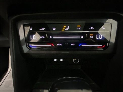 Used 2022 Volkswagen Tiguan SE R-Line image 19