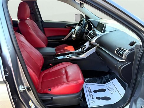 Used 2020 Mitsubishi Eclipse Cross SE image 27