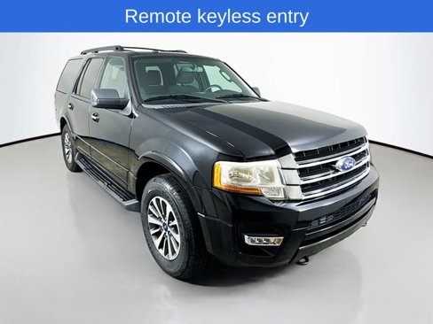Used 2017 Ford Expedition XLT image 3