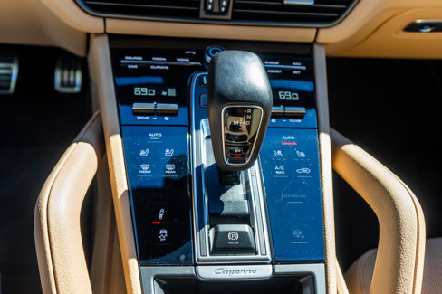 Used 2022 Porsche Cayenne S image 25