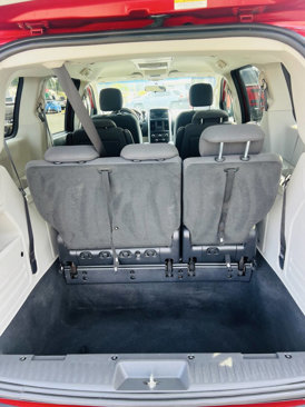 Used 2009 Dodge Grand Caravan SXT image 9