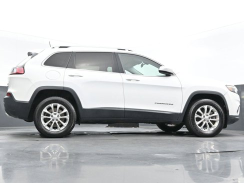 Used 2019 Jeep Cherokee Latitude w/ Popular Appearance Group image 49