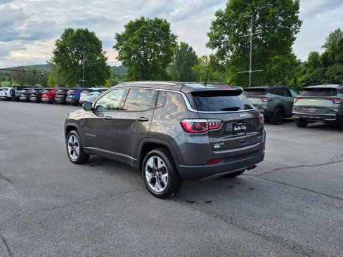 Used 2019 Jeep Compass Limited image 6