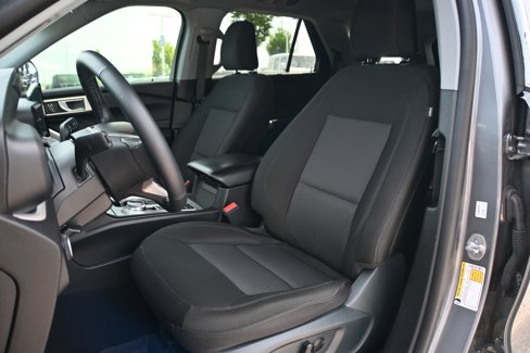 Used 2023 Ford Explorer XLT image 7