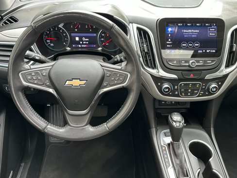 Used 2021 Chevrolet Equinox Premier image 16