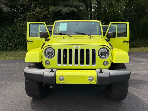 Used 2016 Jeep Wrangler Unlimited Sahara w/ Connectivity Group image 9