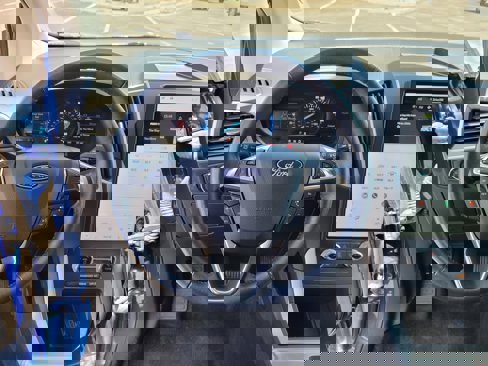 Used 2023 Ford Edge SEL image 13